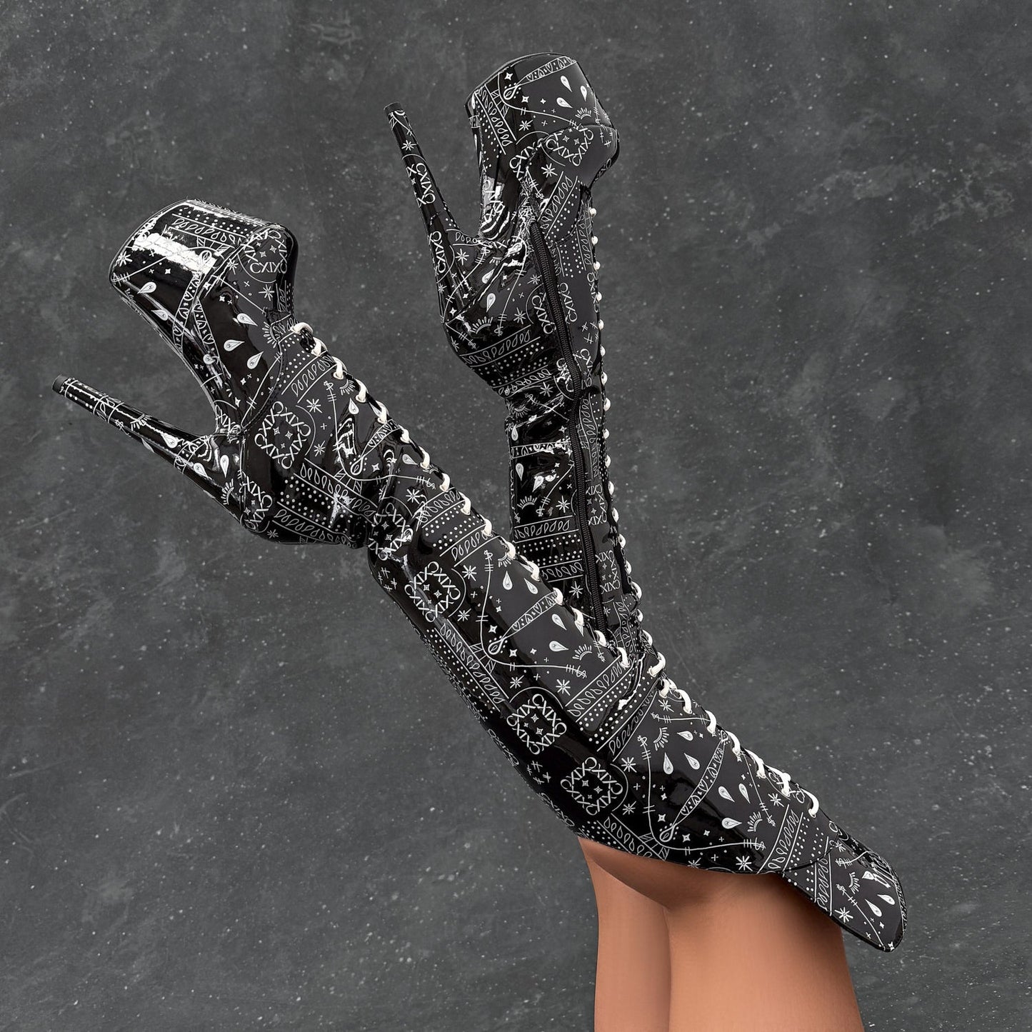 Bandana Baby - Knee Pad Boot - 7INCH - Black