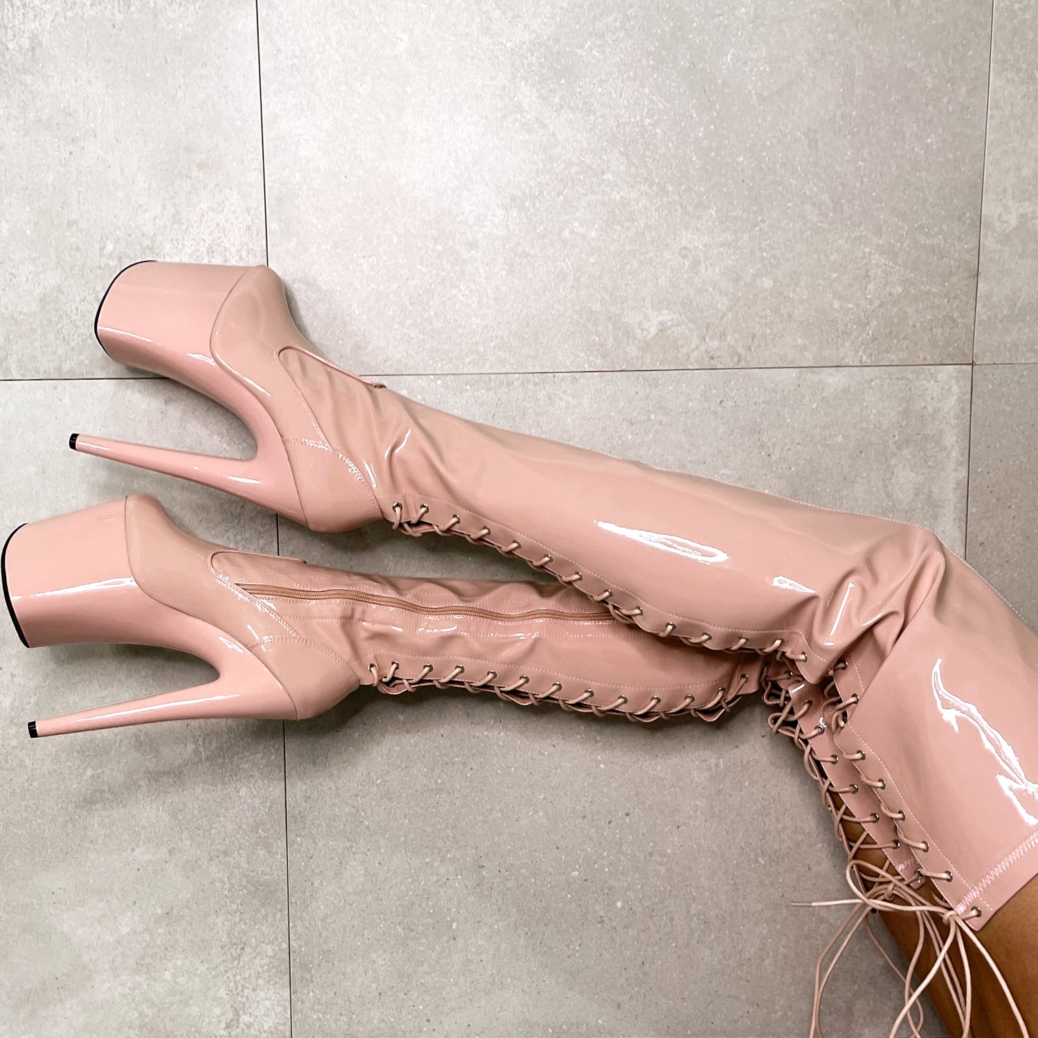 LipKit Thigh High - Dream On - 8 INCH – Hella Heels US
