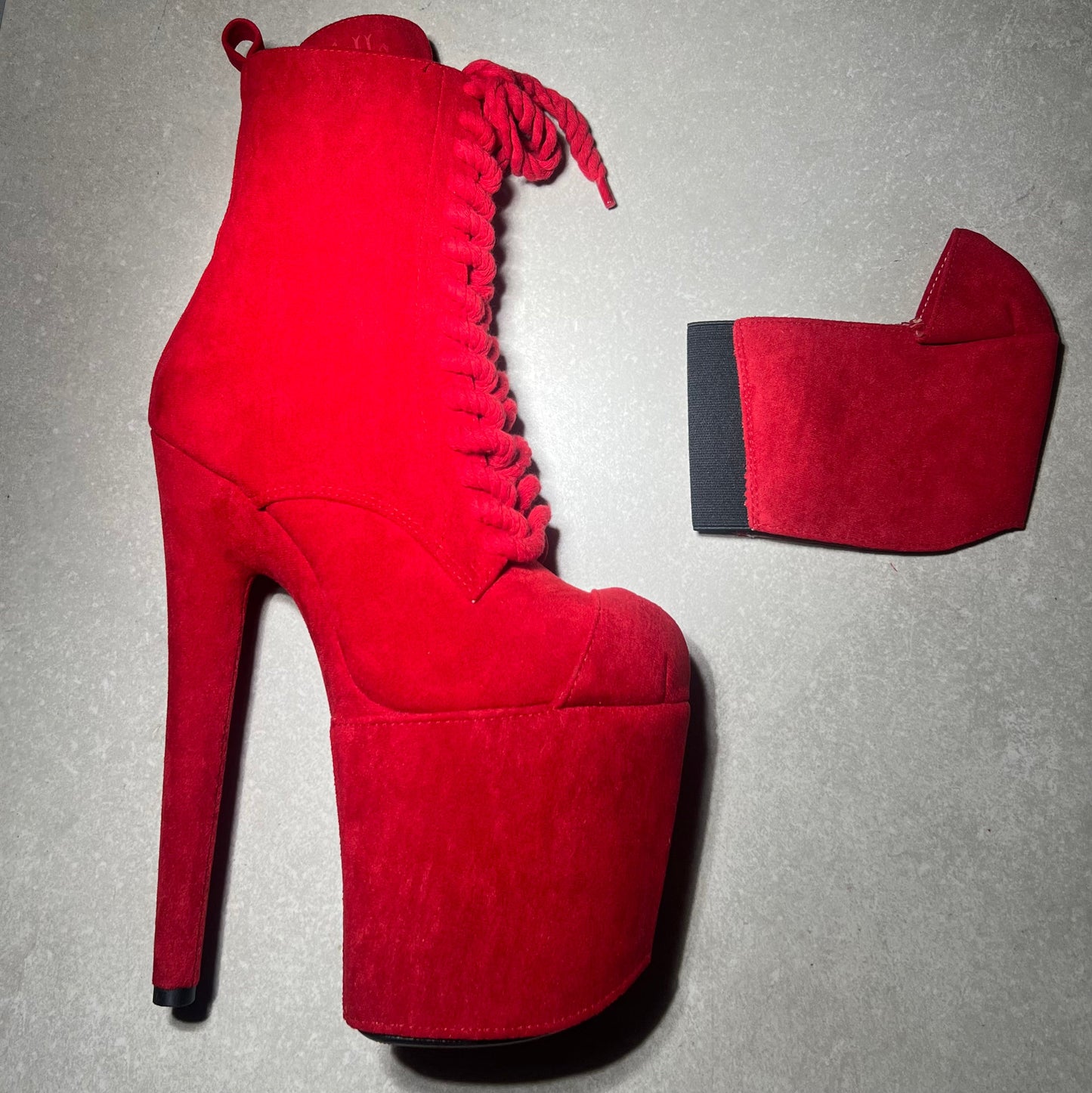 Classique Shoe Protector - Babydoll All Tied Up Red - 9 INCH