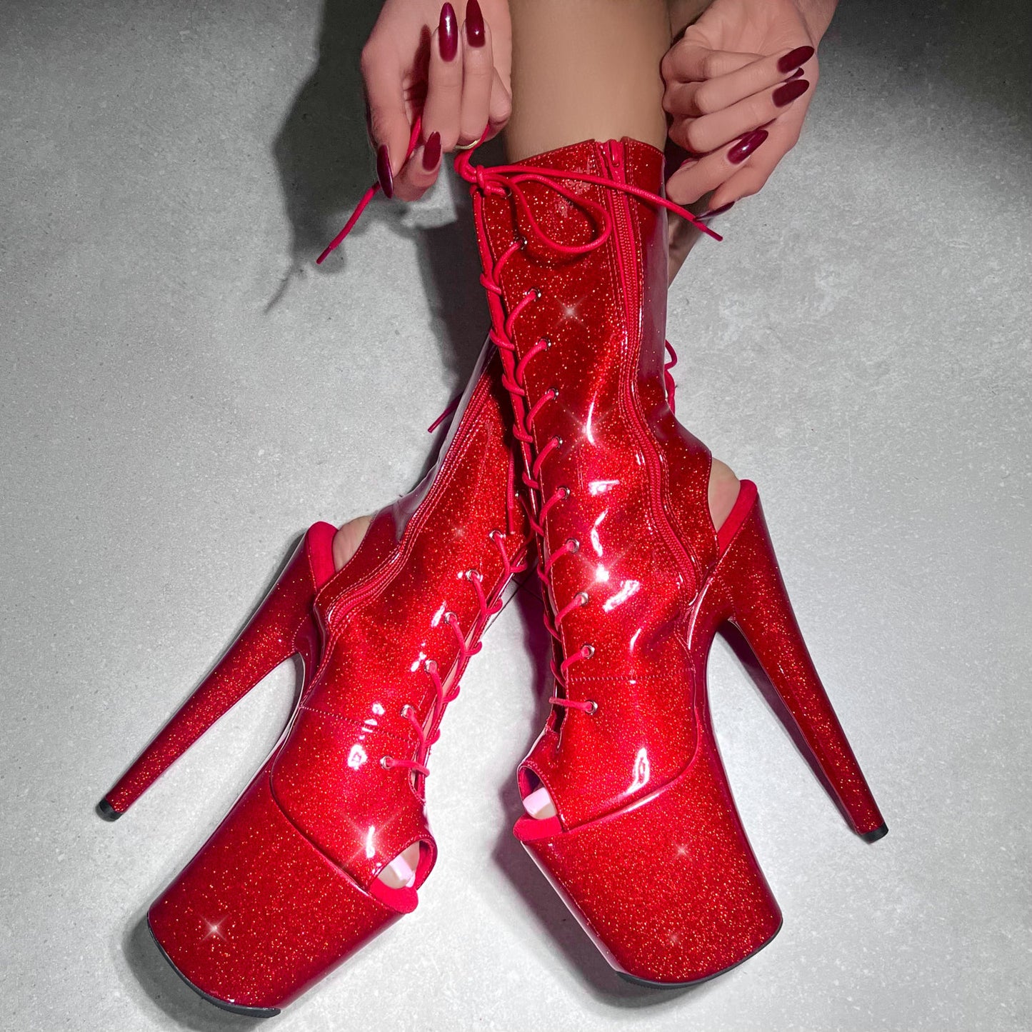 The Glitterati - OHOT Boot - Kansass - 8INCH