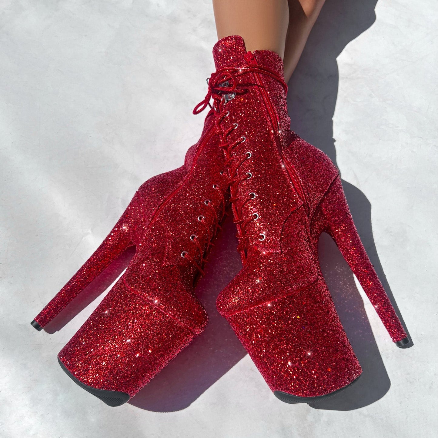 The Glitterati Xtra - Boot - Miles Red - 8INCH