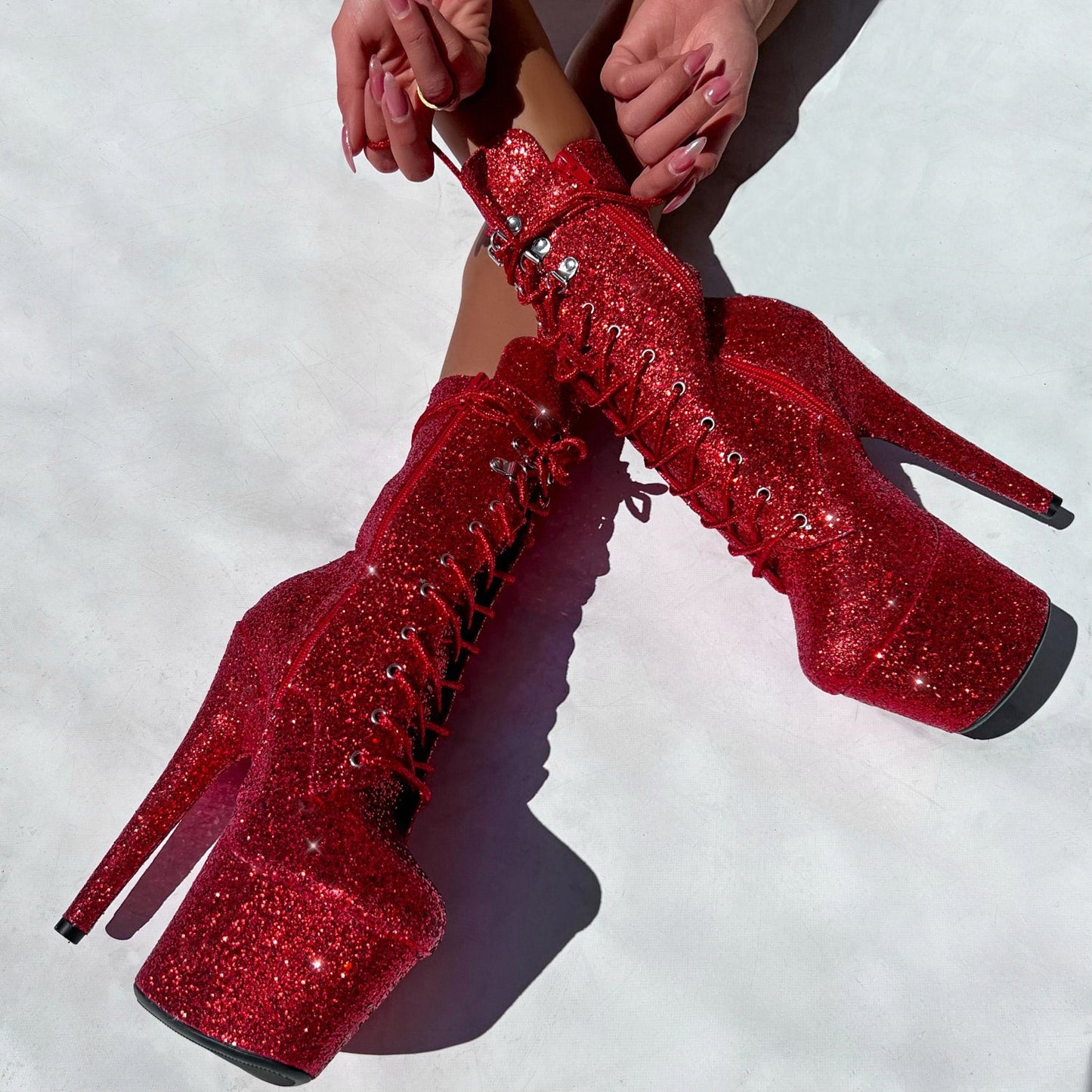 The Glitterati Xtra - Boot - Miles Red - 7INCH
