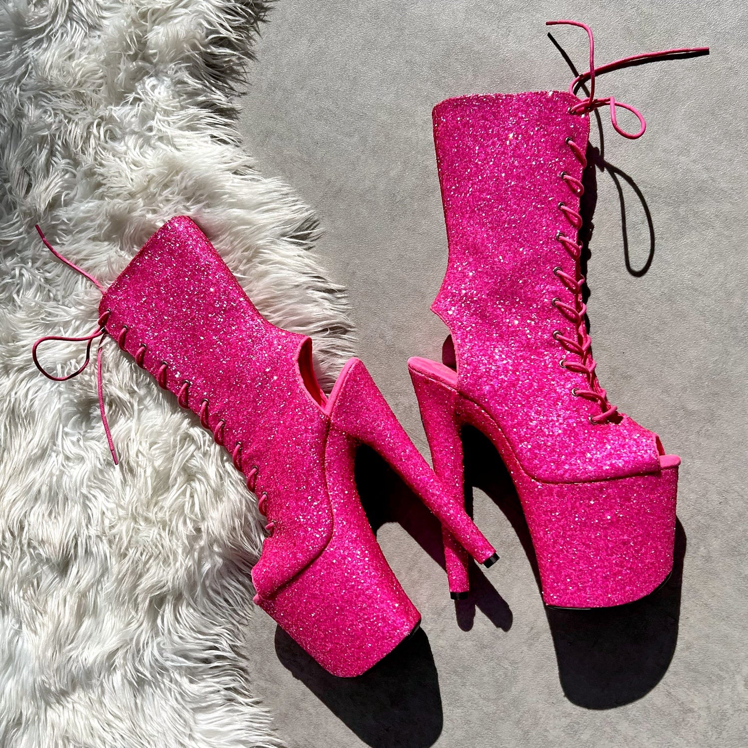 The Glitterati Xtra - OHOT Boot - Kitty Pink - 8INCH - Wide Fit