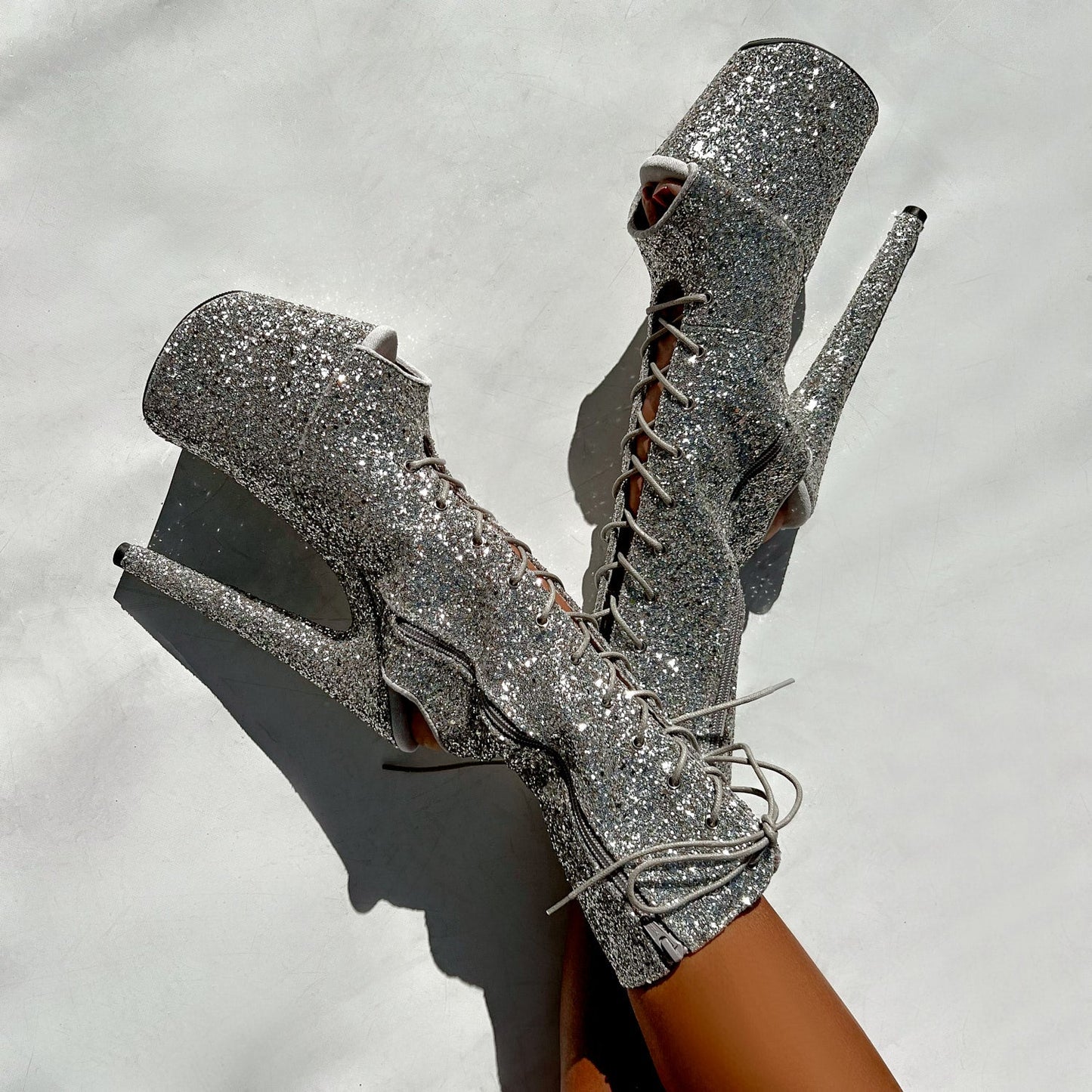 The Glitterati Xtra - OHOT Boot - Monroe 8INCH