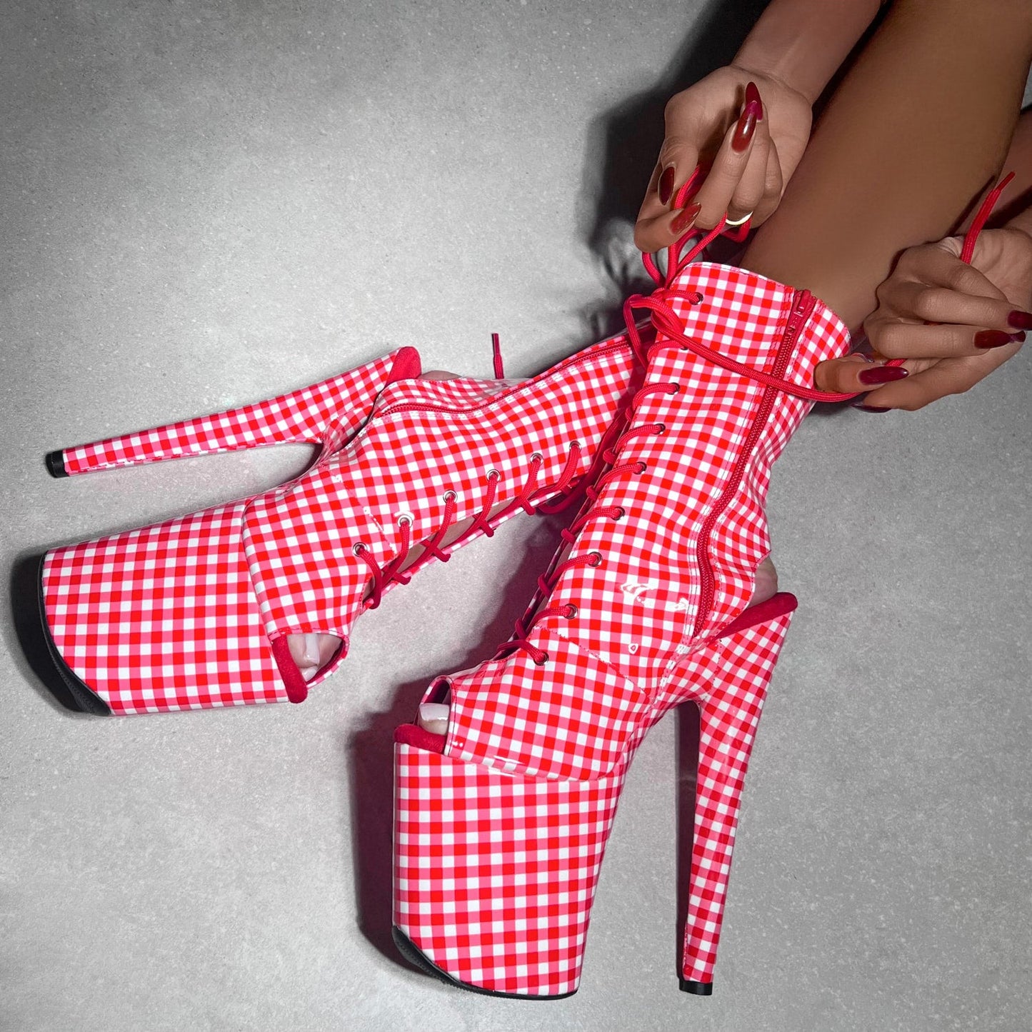 Gingham - OHOT Boot Wide Fit - 8 INCH - LIMITED ED.