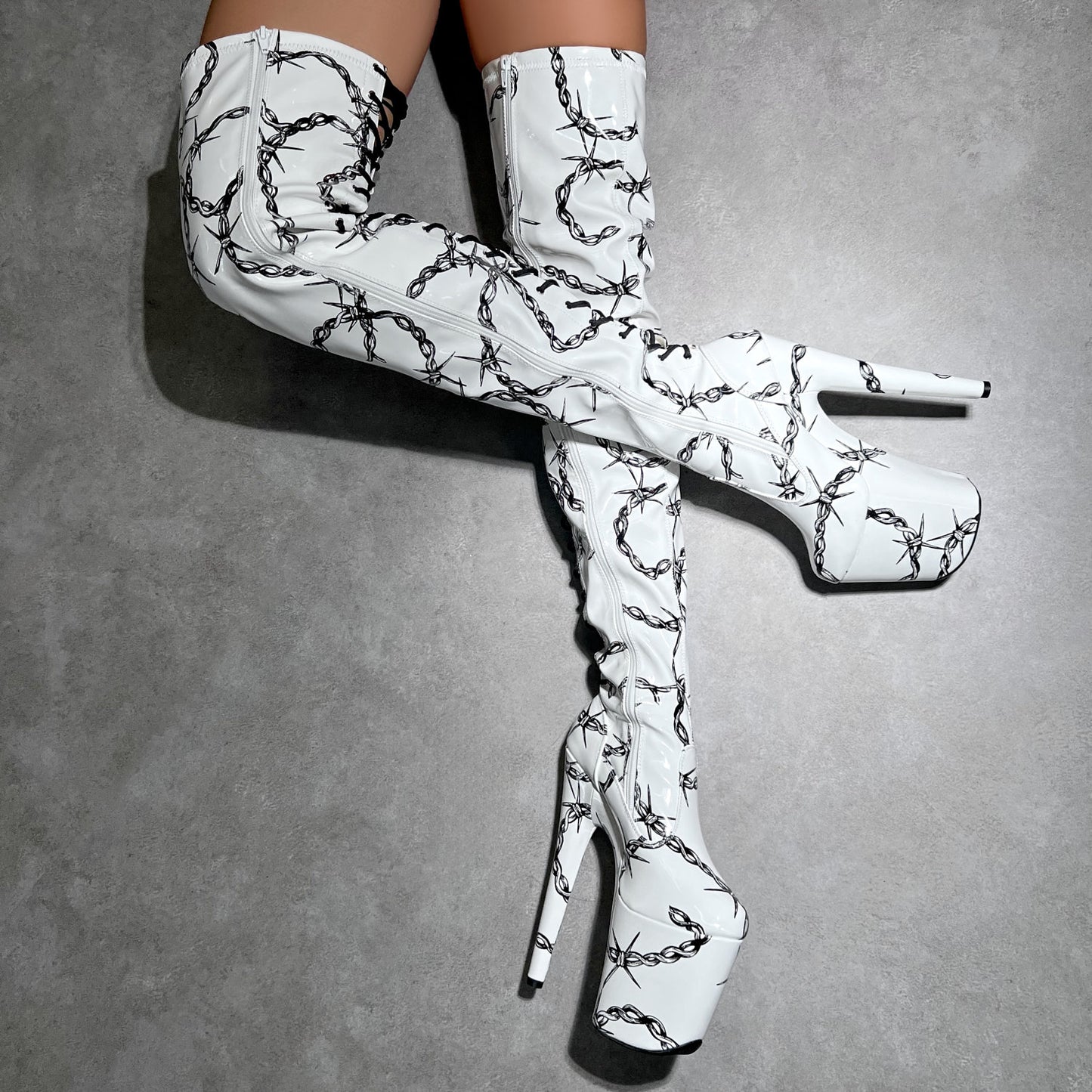 Thigh High - ALICE UNCHAINED - 8INCH