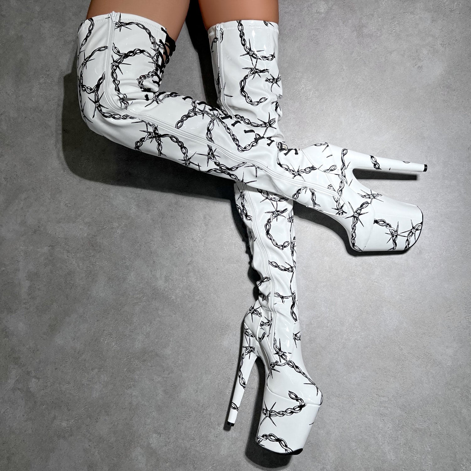Thigh High - ALICE UNCHAINED - 8INCH