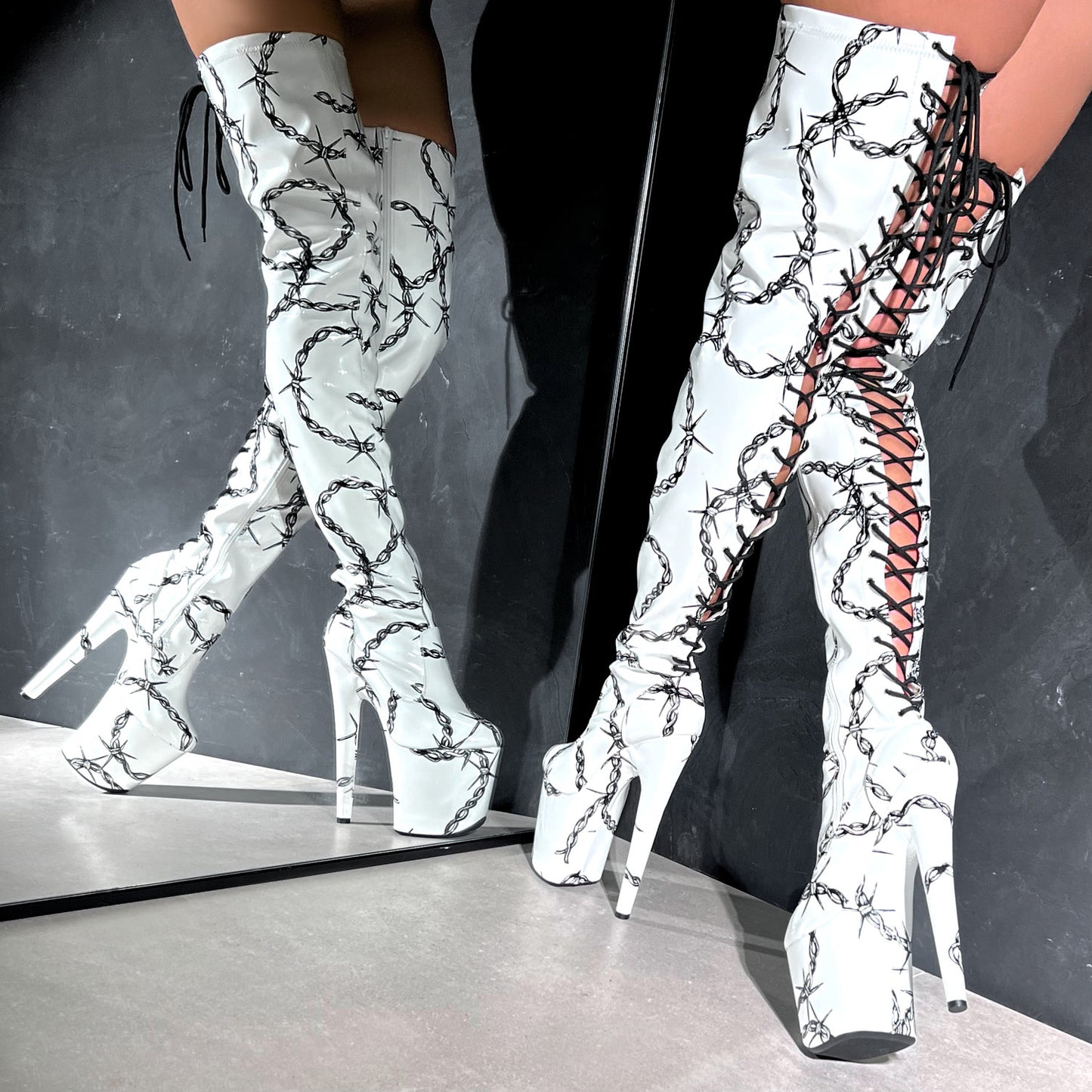 Thigh High - ALICE UNCHAINED - 8INCH