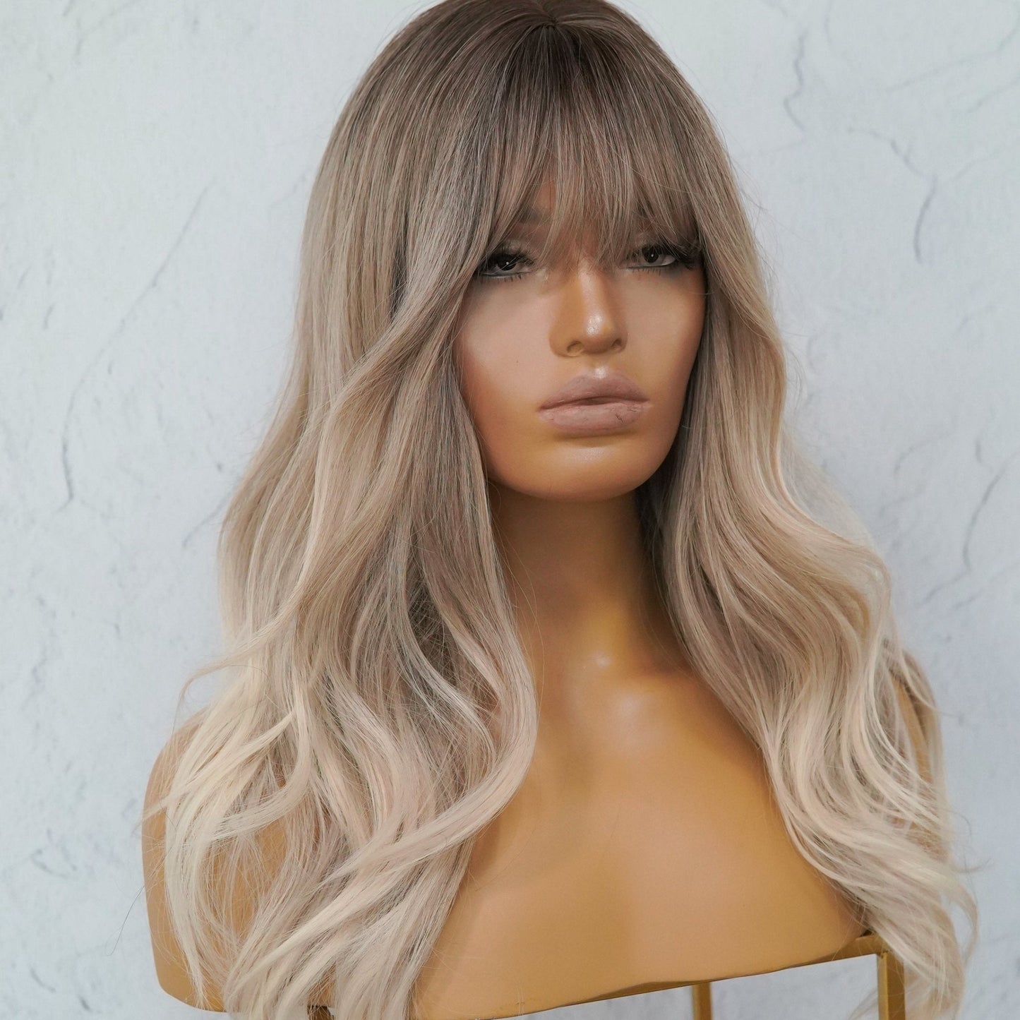 VIVIENE Ombre Fringe Wig - Milk & Honey