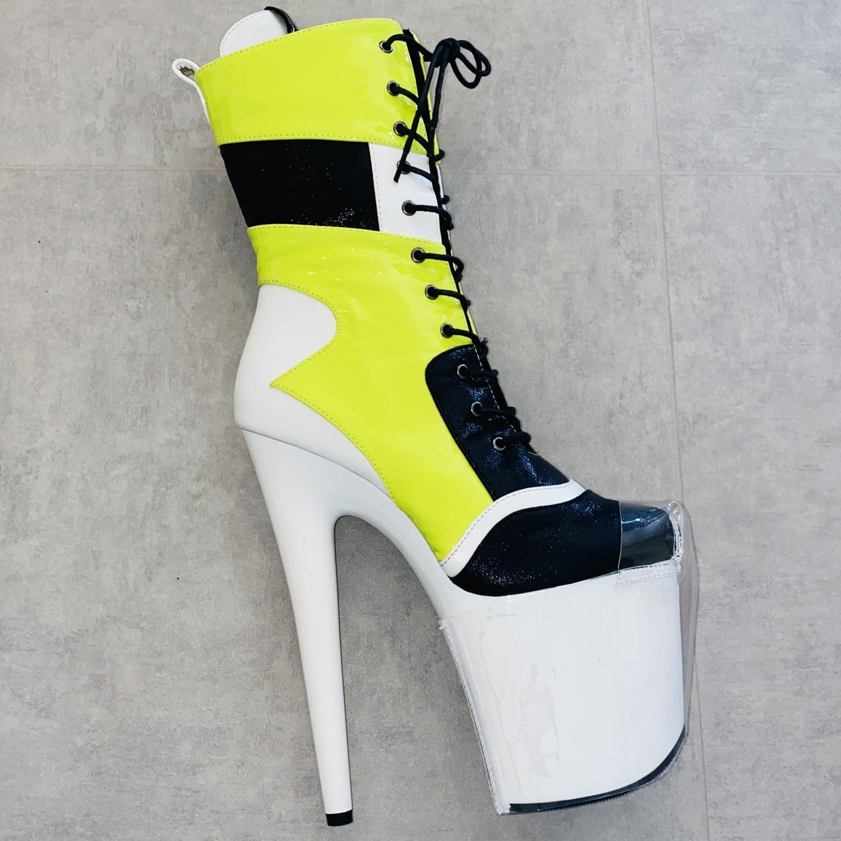 Classique Shoe Protector - Clear & White