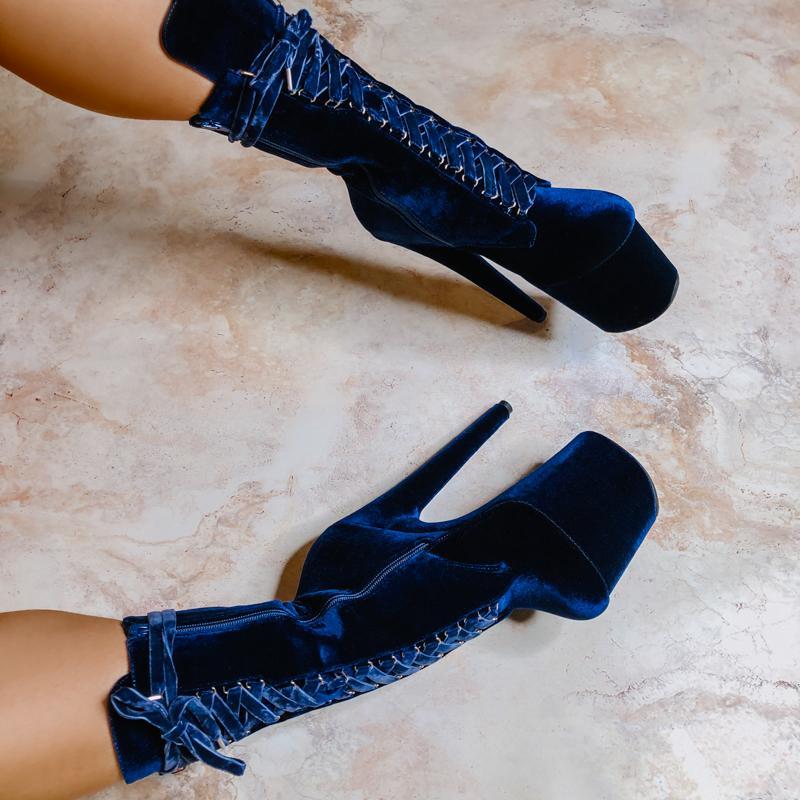 BabyDoll Velvet OLD MONEY - 8 INCH – Hella Heels US