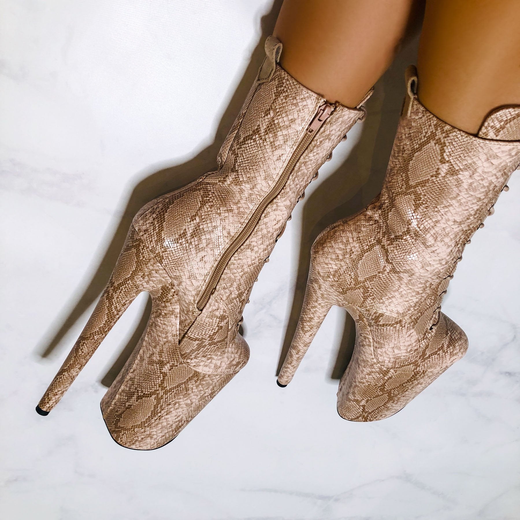 hellaheel hella heel ヘラヒール tripperella - Classic Stiletto - Clear 8 INCH - 2024 Fit – Hella